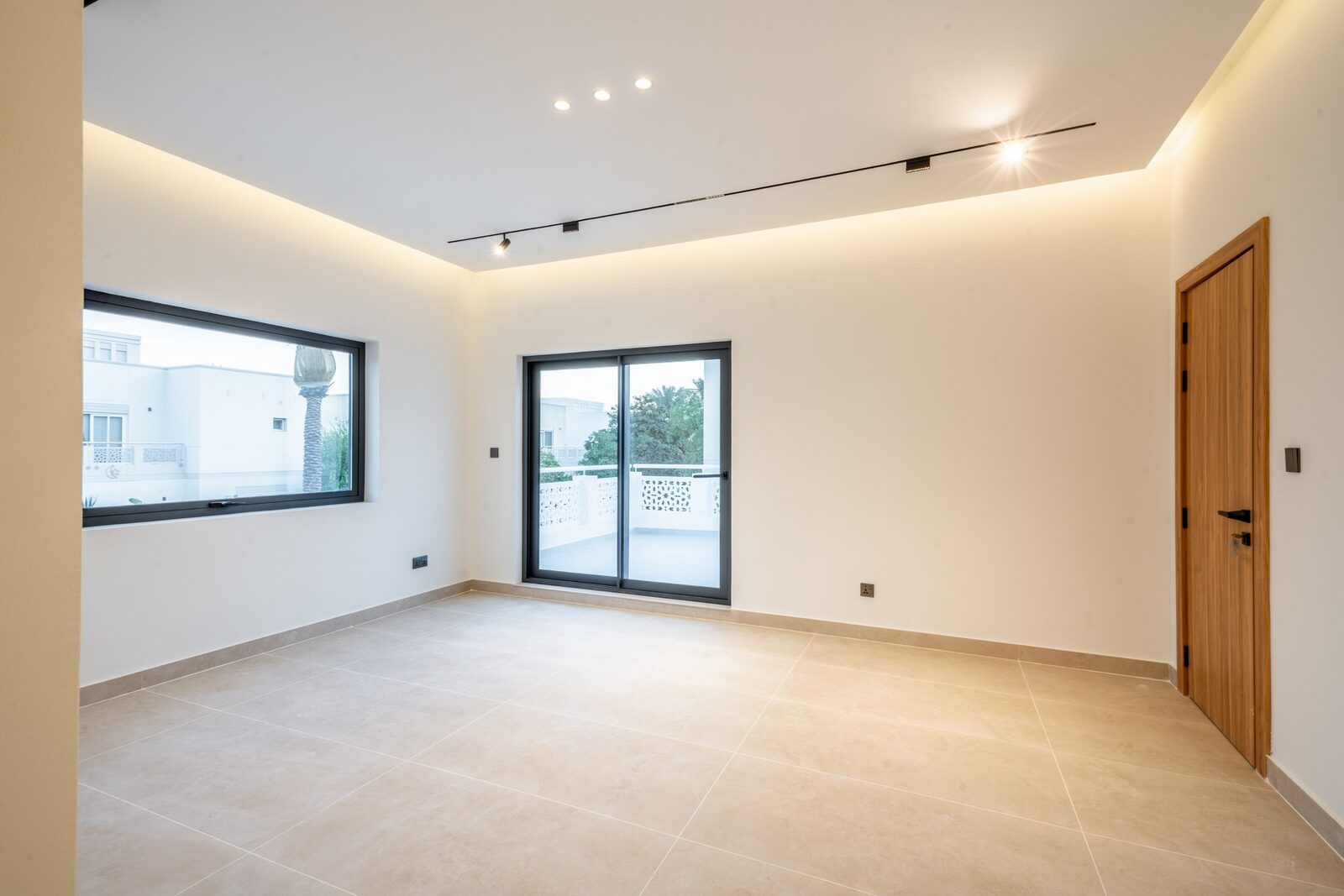 Crownstone-renovated bedroom in The Meadows, Dubai